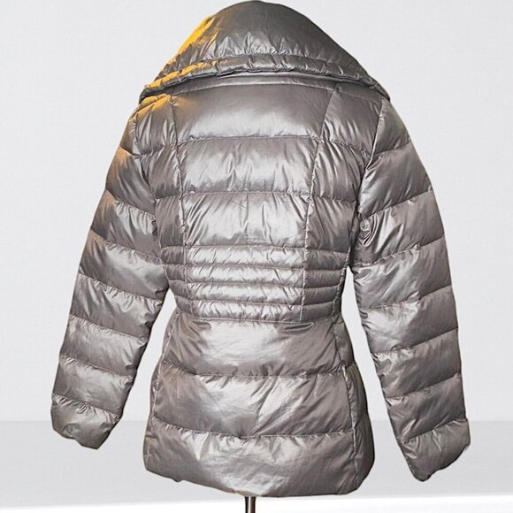 Karl Lagerfeld Paris Women's Lightweight Packable Puffer Down Jacket Size Medium - Picture 3 of 16